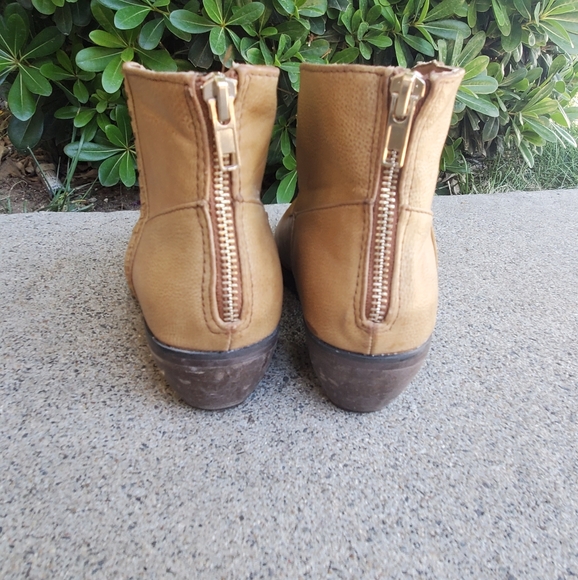 Booties - Picture 3 of 6